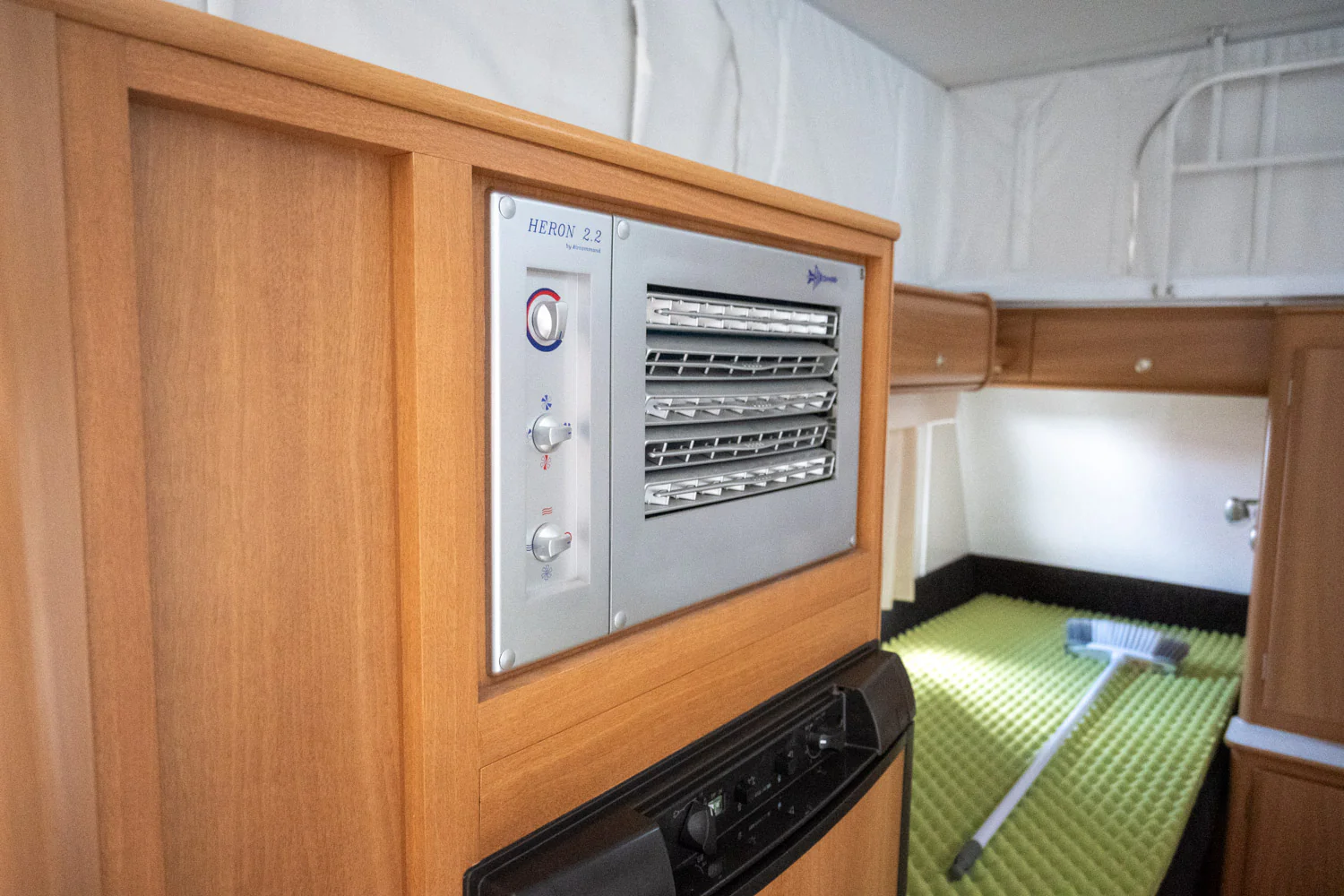 2010 Jayco Starcraft 14" - Image 5