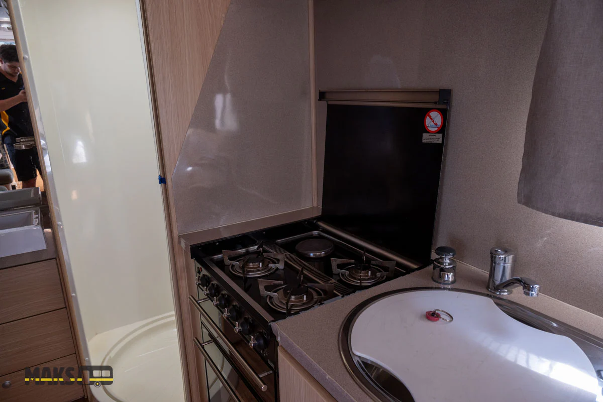 2012 Jayco Starcraft - Image 8