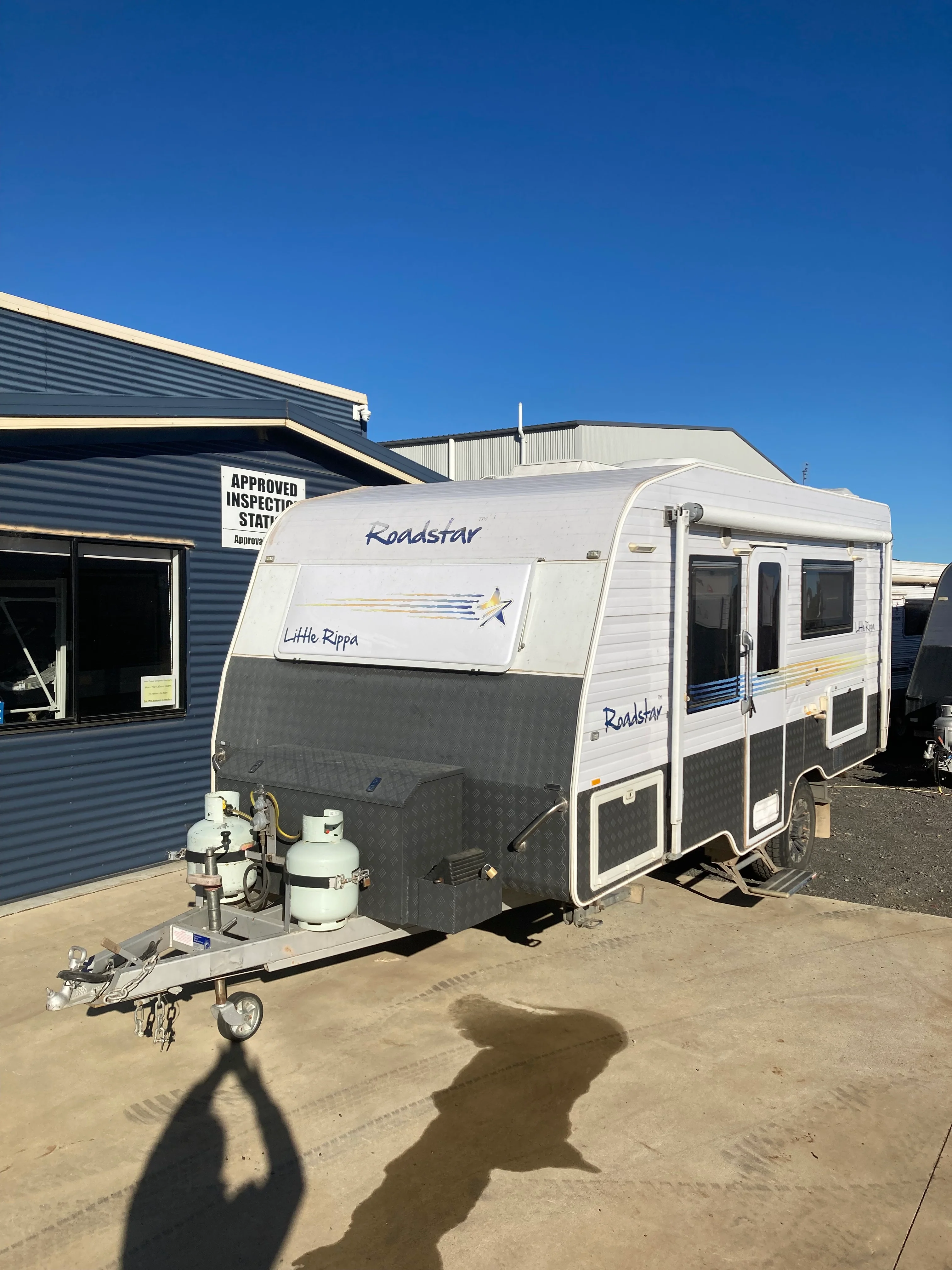 (SOLD) 2014 Roadstar Little Rippa 17.5ft - Image 3