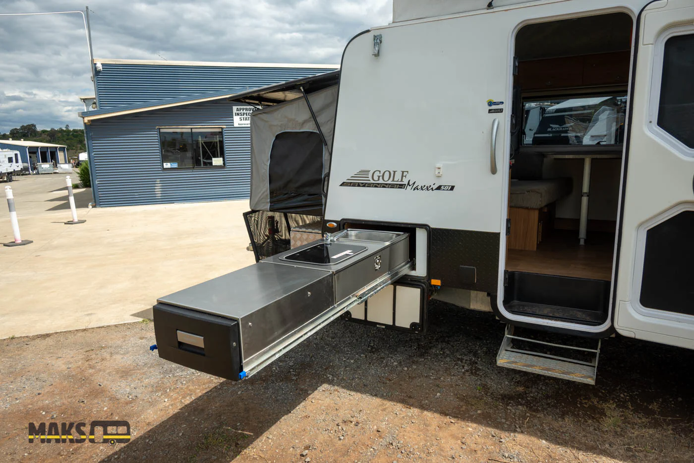 2018 Golf Savannah 16.5ft - Image 5