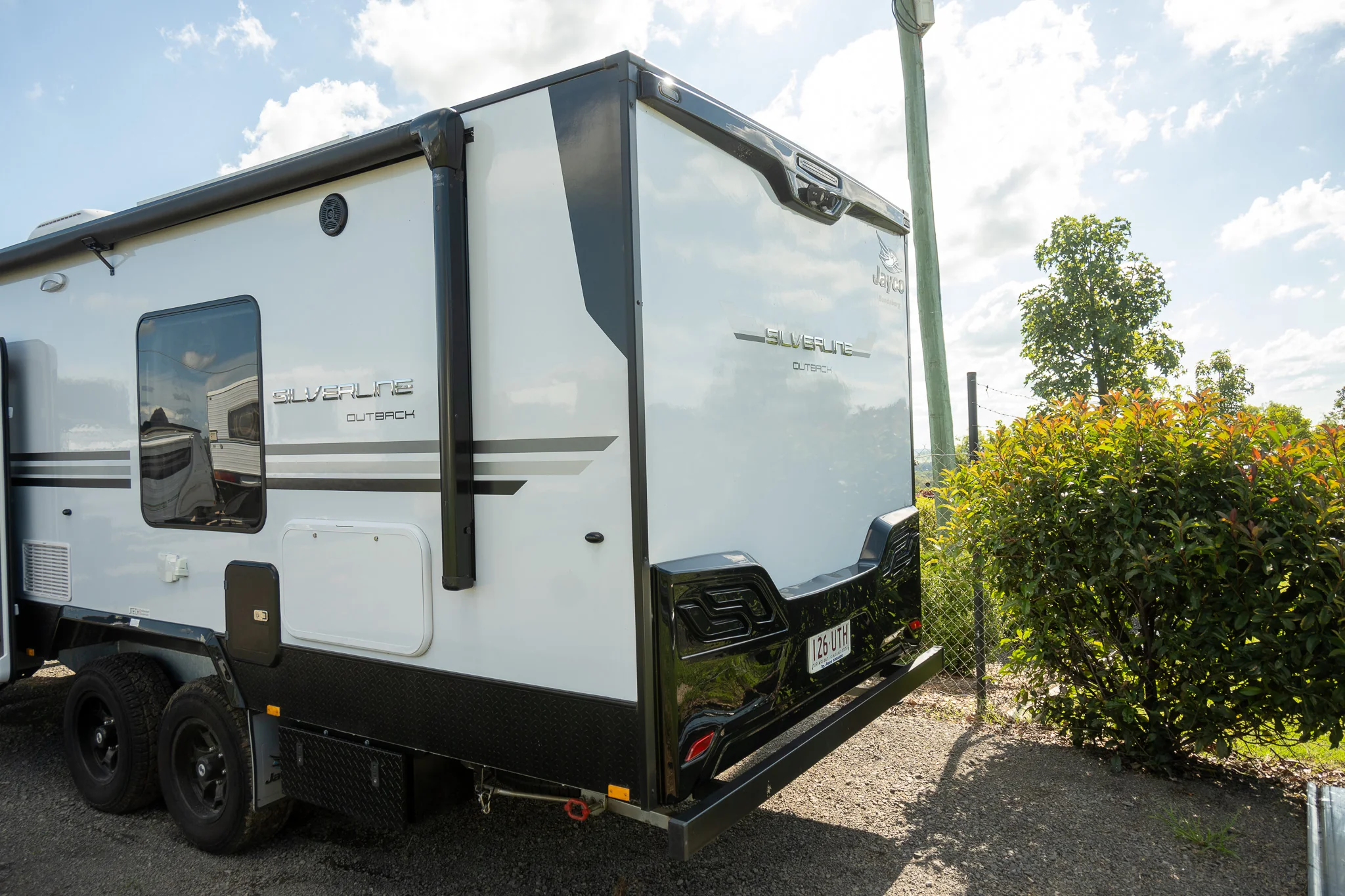 2024 Jayco Silverline 21'6" - Image 7