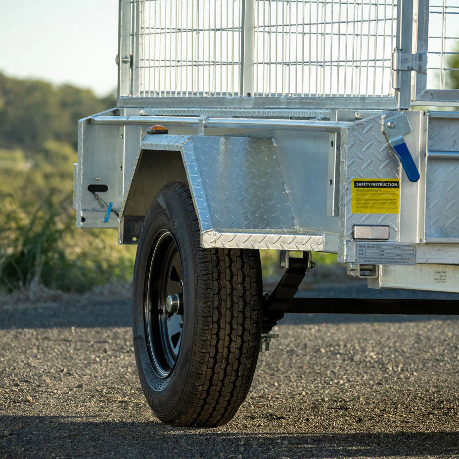 MAKS MAXI Box Trailer Single Axle - Image 7