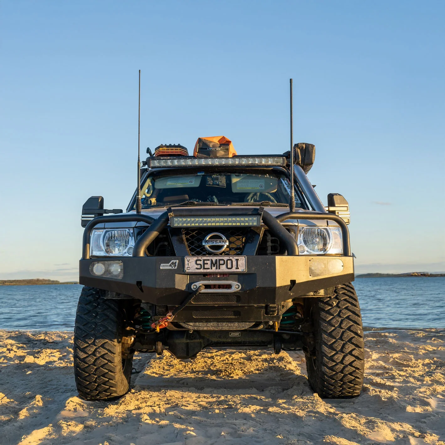 Nissan GU Patrol 50″ Curved Windscreen Mounting Bracket - Image 3