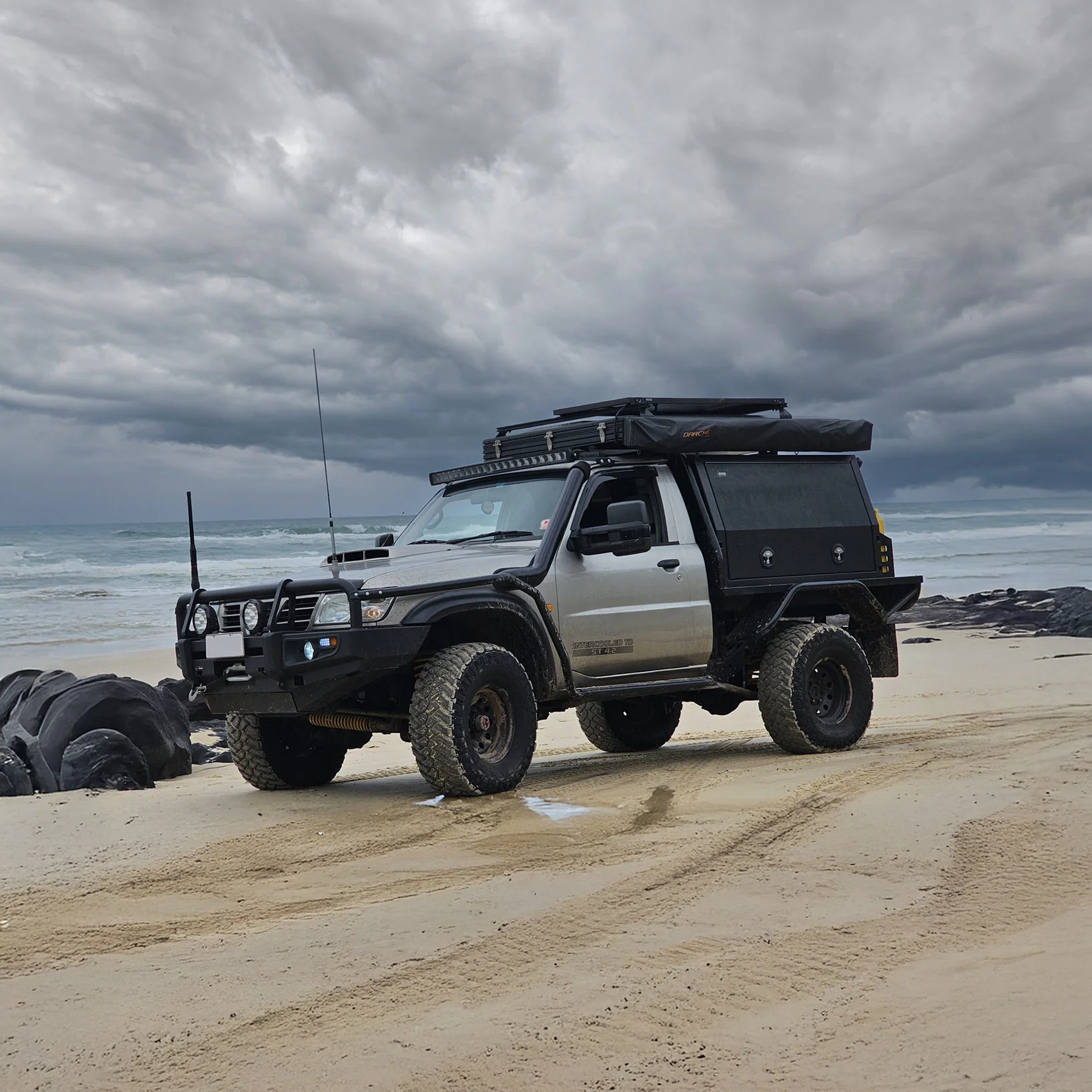 Nissan GU Patrol 50″ Curved Windscreen Mounting Bracket - Image 8