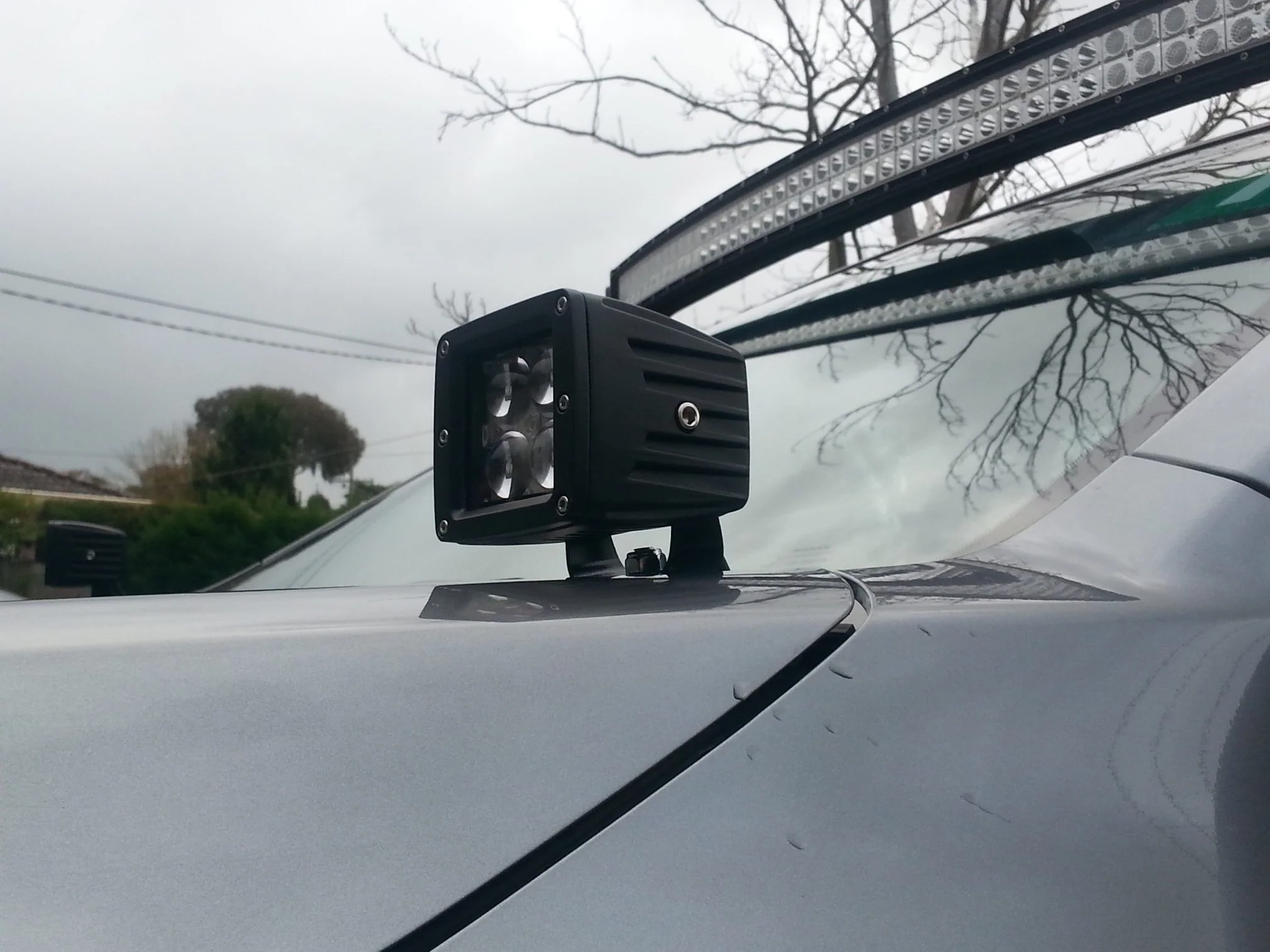 Nissan Navara NP300 Bonnet Hinge Ditch Light Bracket - Image 3