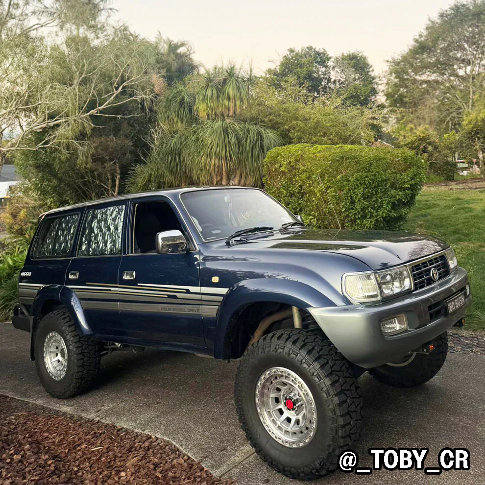 Solar Screens for Toyota Landcruiser 80 Series DX - Image 5